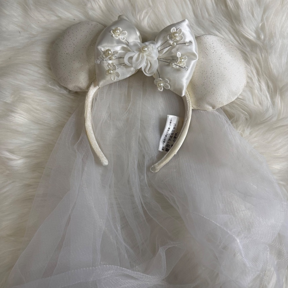 Disney Parks - "Bride" Mickey Ear Headband Bridal Floral White Veil